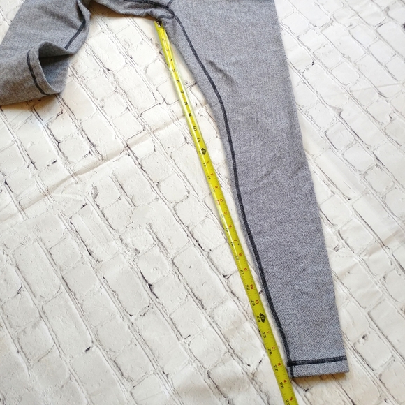Lululemon wunder under herringbone leggings *READ* - Picture 3 of 7